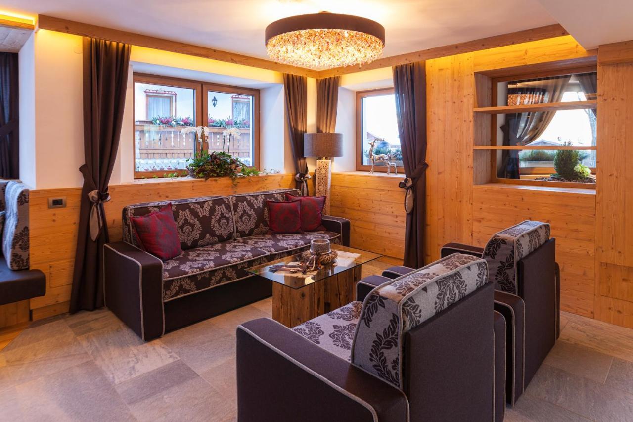 Hotel Belaval Сельва-ді-Валь-Гардена Екстер'єр фото