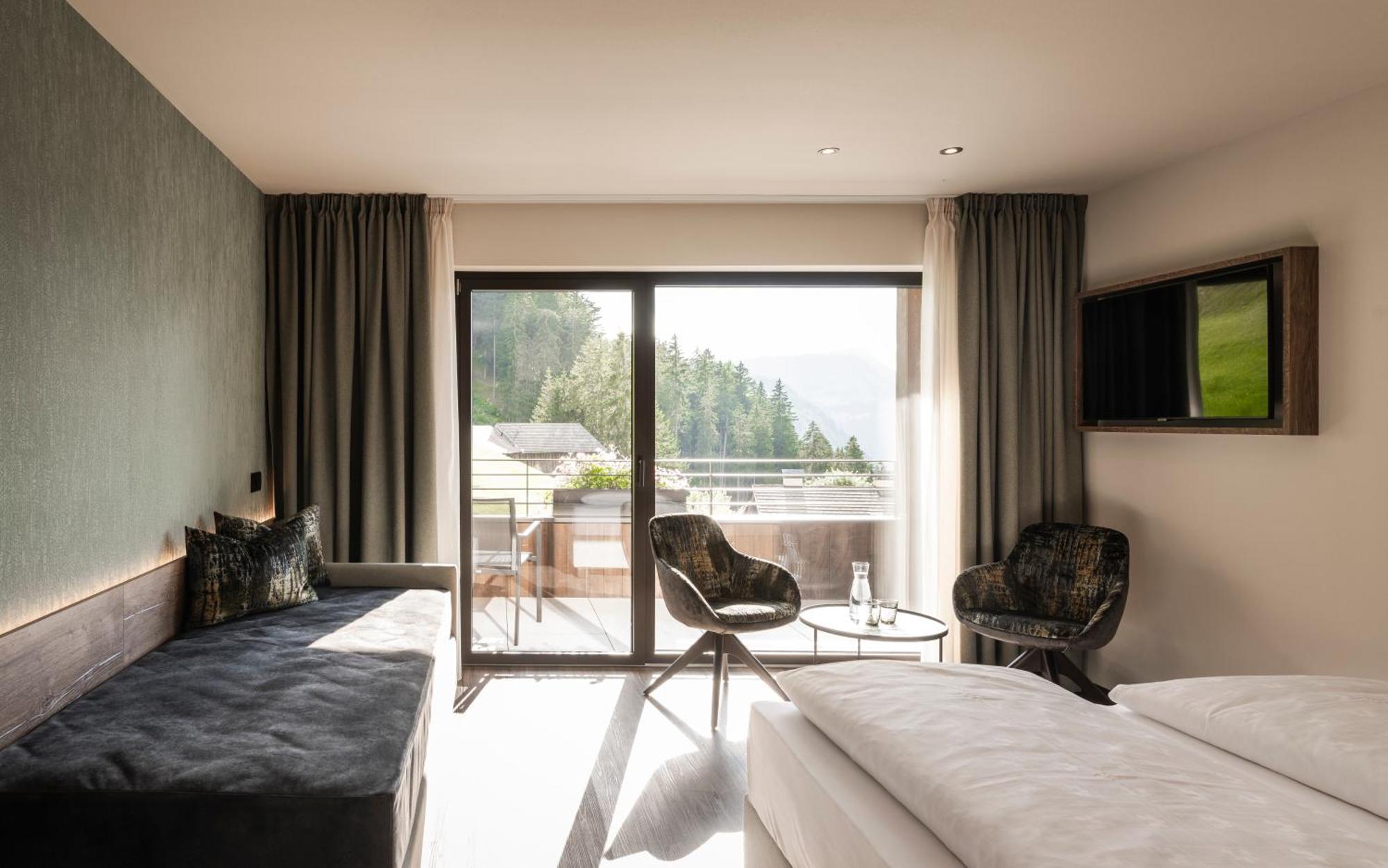 Hotel Belaval Сельва-ді-Валь-Гардена Екстер'єр фото